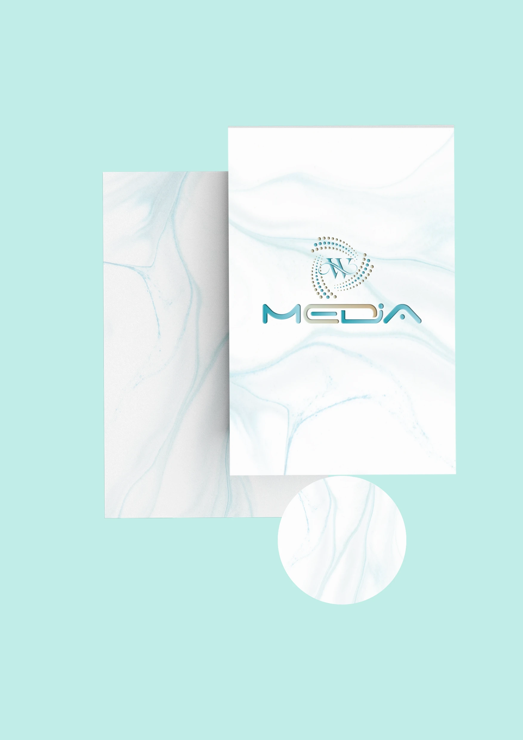 Vollflächiger UV-Lack – Flyer mit vollflächigem UV-Lacküberzug